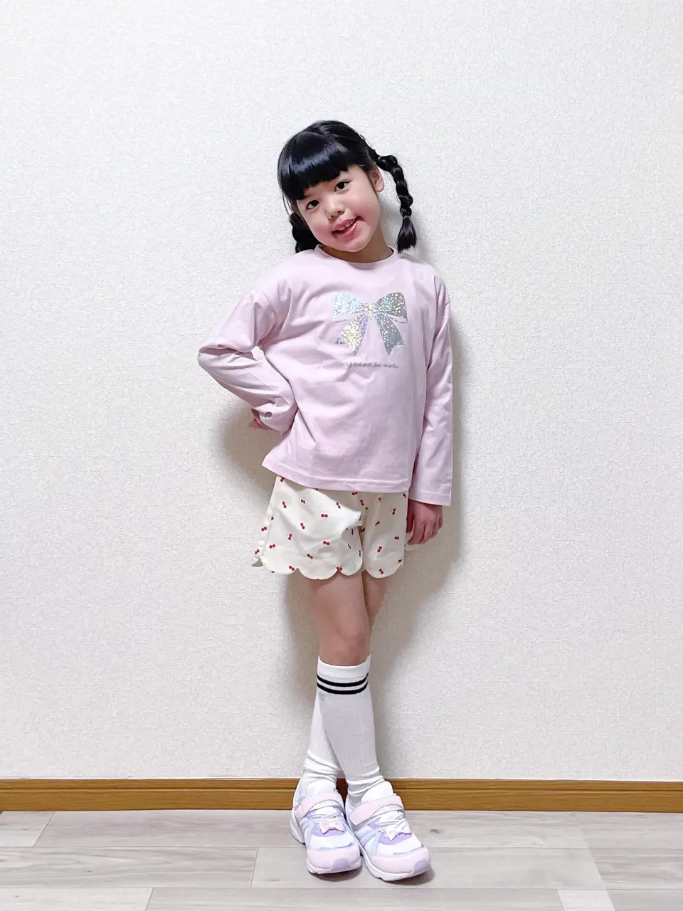 ANY MIKA コーディネート画像