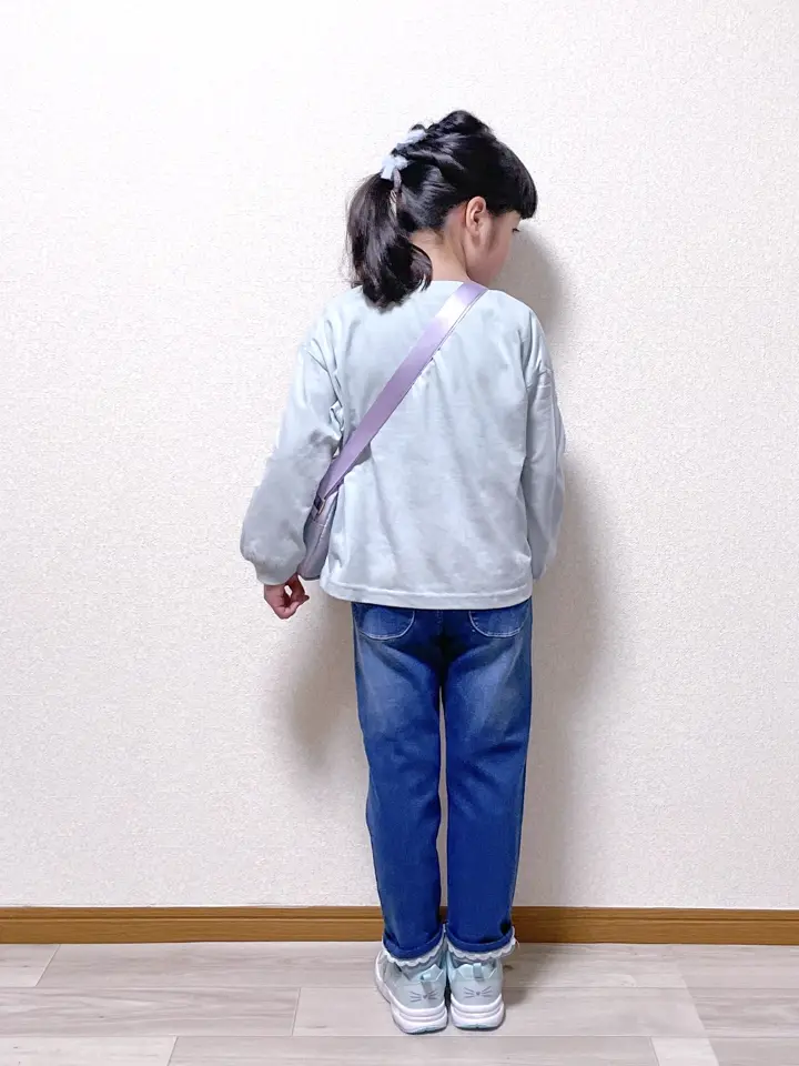 ANY MIKA コーディネート画像