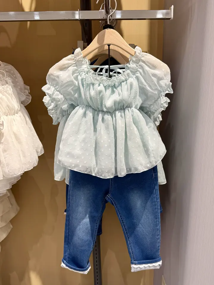 ANY 金井 コーディネート画像