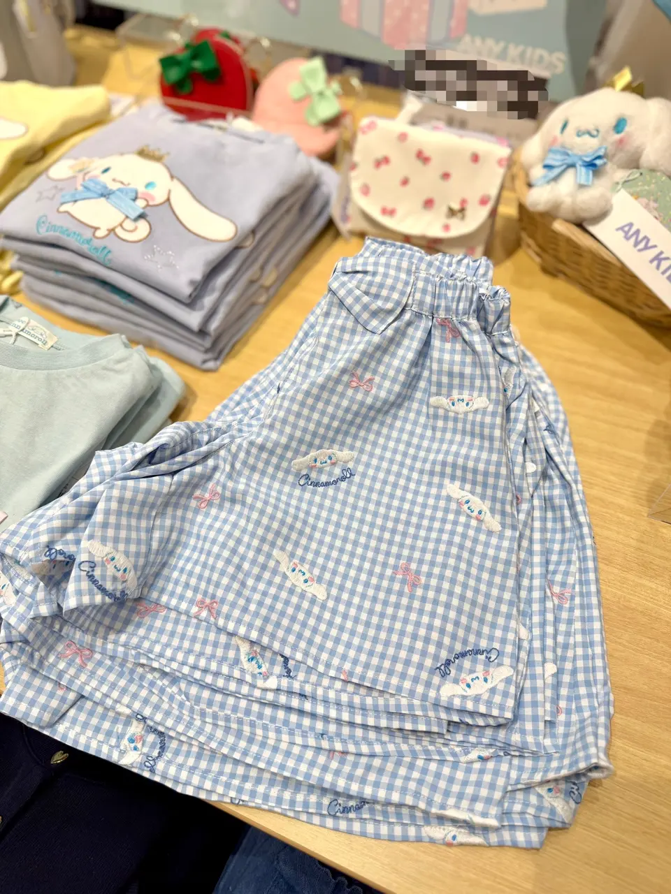 ANY 金井 コーディネート画像