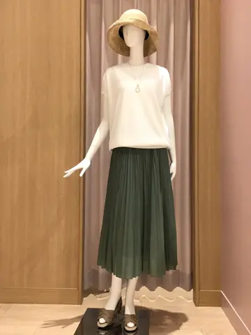 ANY 本吉 コーディネート画像