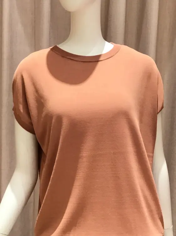 ANY 本吉 コーディネート画像