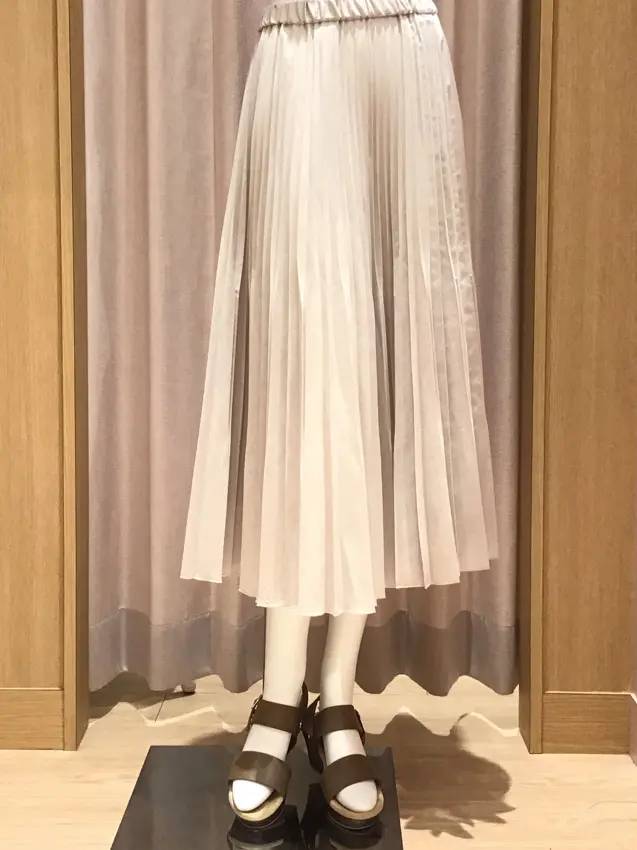 ANY 本吉 コーディネート画像