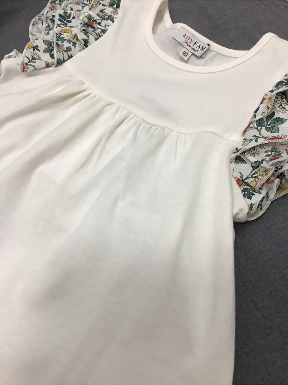 ANY 鈴木 コーディネート画像