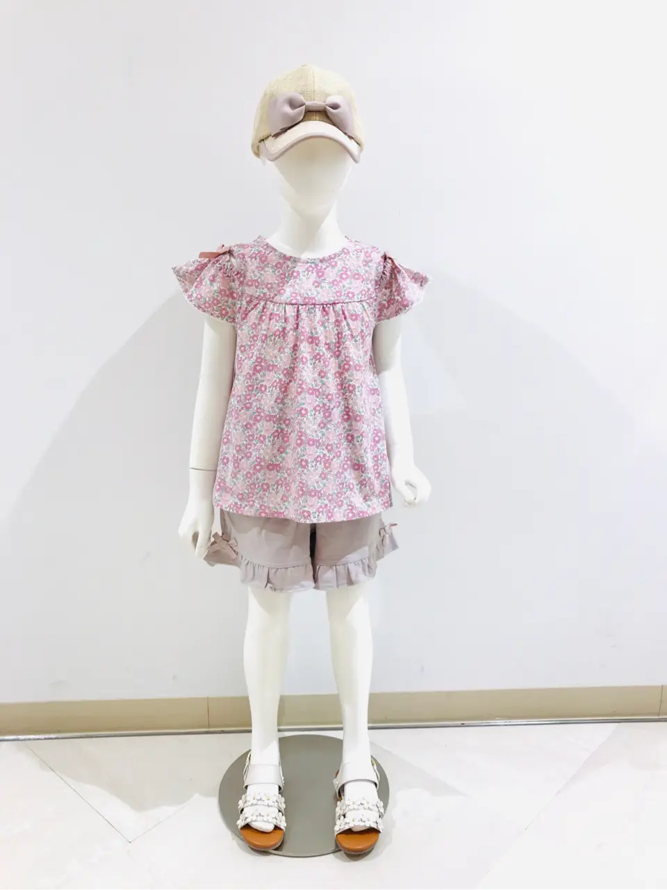 ANY 田口 コーディネート画像