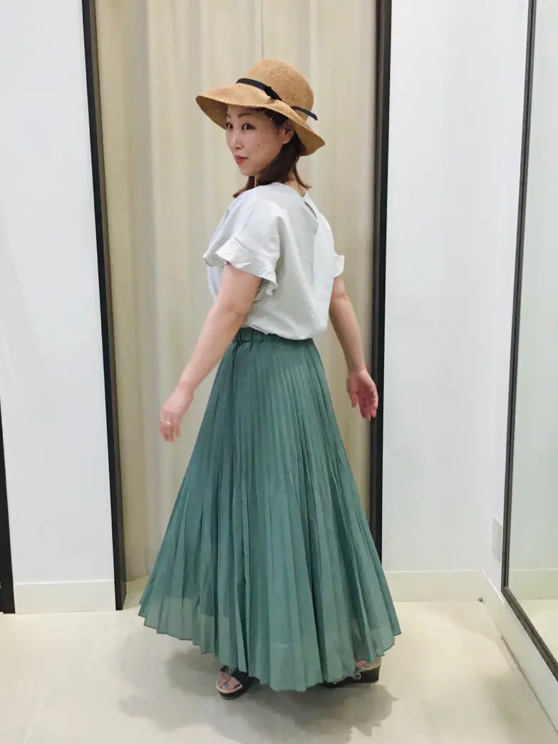 ANY 伊藤 コーディネート画像