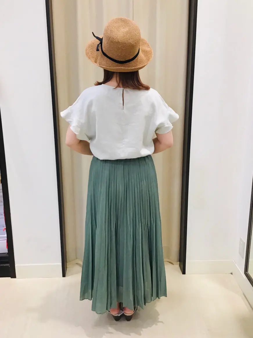 ANY 伊藤 コーディネート画像