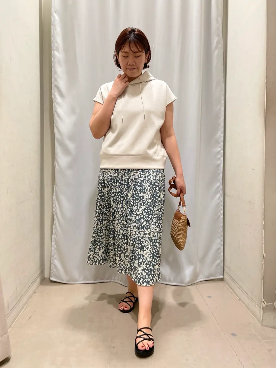 ANY 林 コーディネート画像