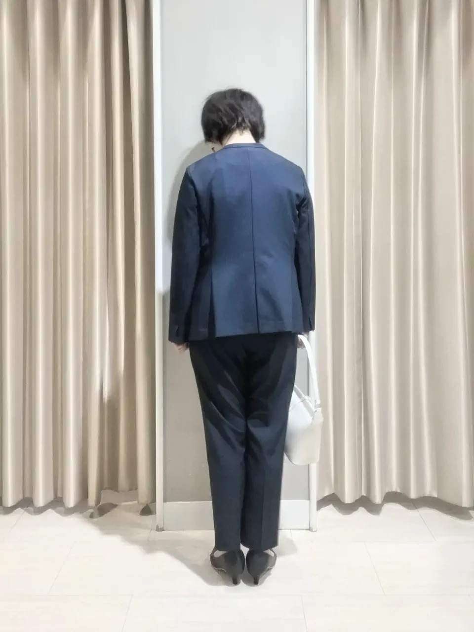 ANY SIS 岡本 コーディネート画像