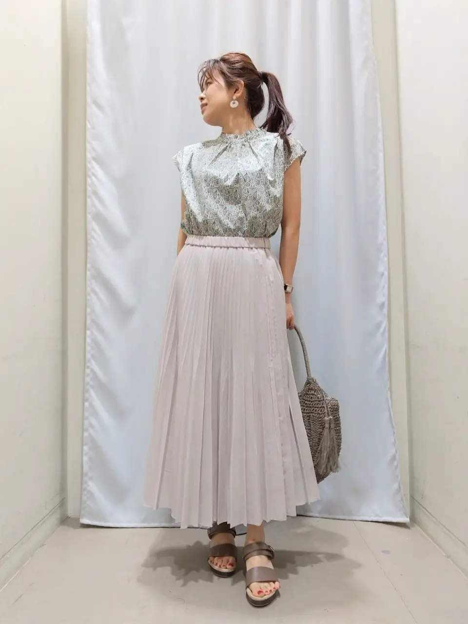 ANY 榎本 コーディネート画像