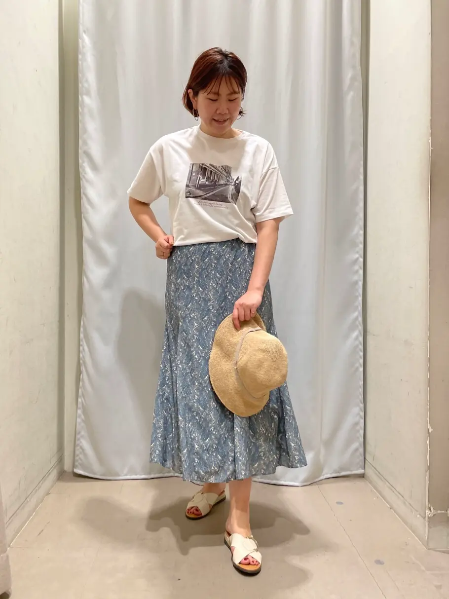 ANY 林 コーディネート画像