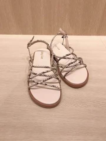 ANY 千葉 コーディネート画像