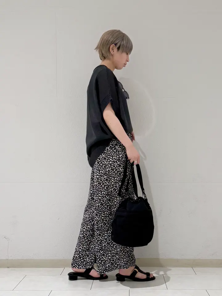 ANY 村上 コーディネート画像