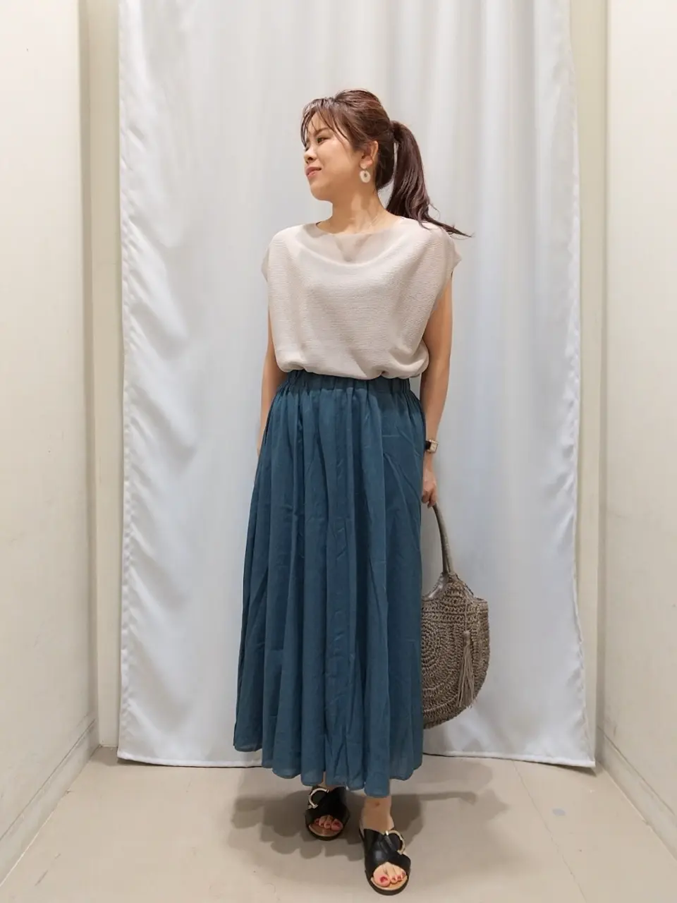 ANY 榎本 コーディネート画像