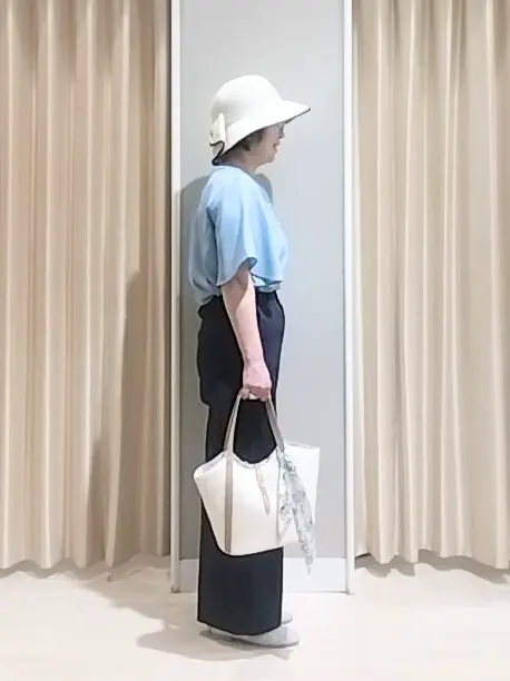 ANY SIS 岡本 コーディネート画像
