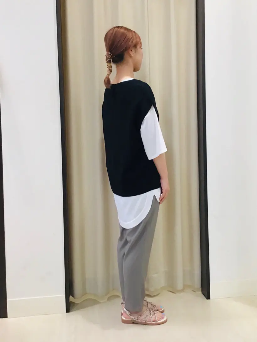 ANY 伊藤 コーディネート画像