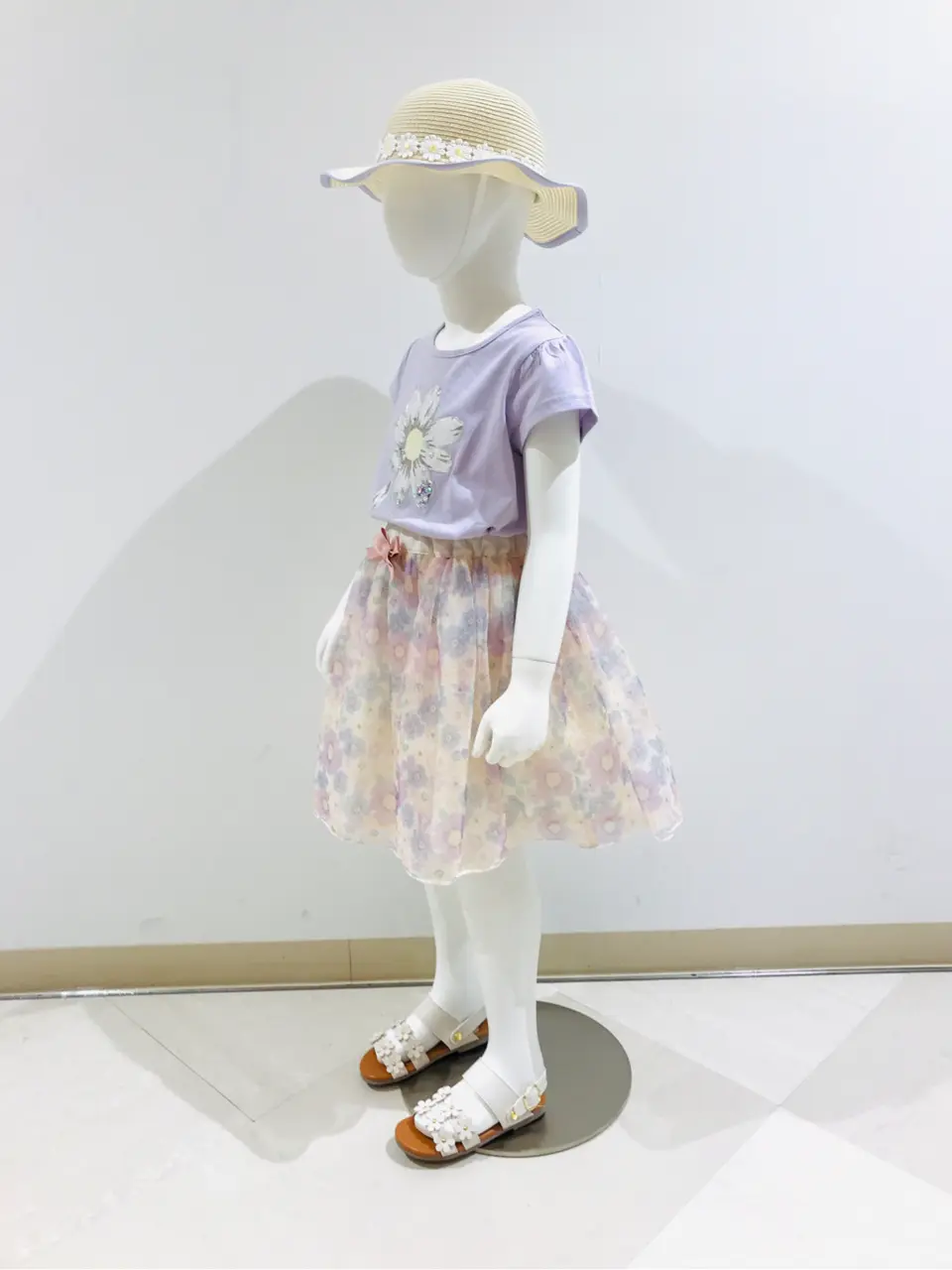 ANY 田口 コーディネート画像