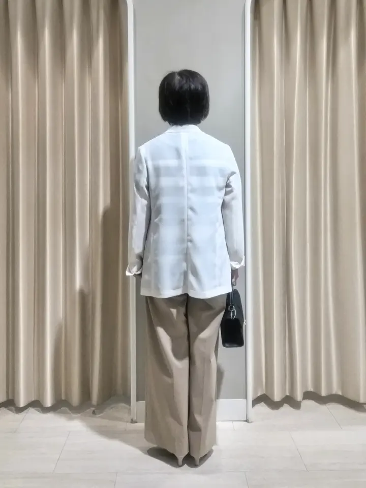 ANY SIS 岡本 コーディネート画像
