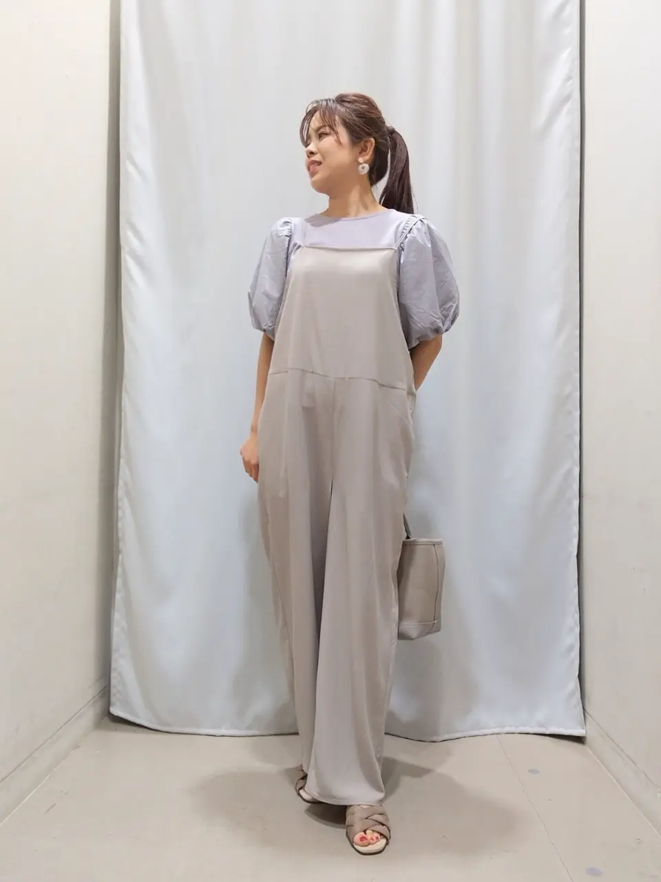 ANY 榎本 コーディネート画像