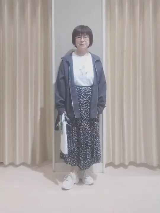 ANY SIS 岡本 コーディネート画像