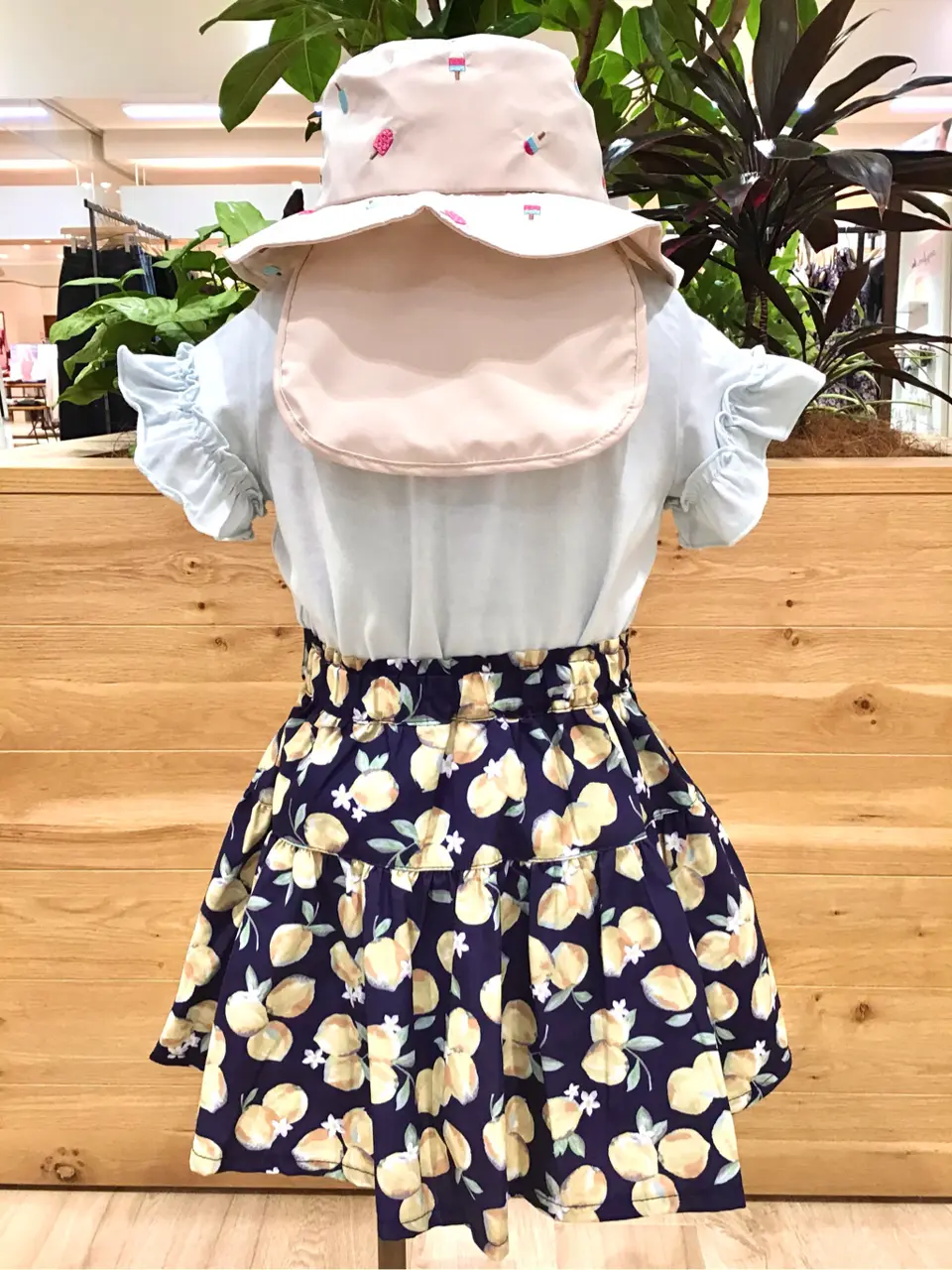 ANY スタッフ コーディネート画像