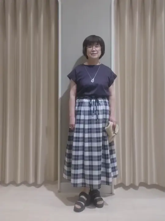ANY SIS 岡本 コーディネート画像