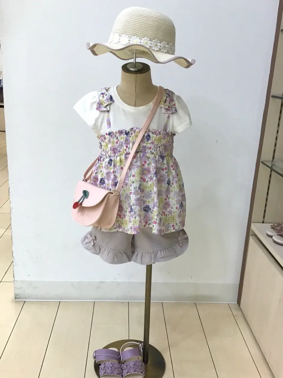  林 コーディネート画像