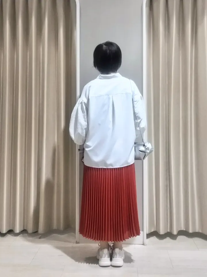 ANY SIS 岡本 コーディネート画像