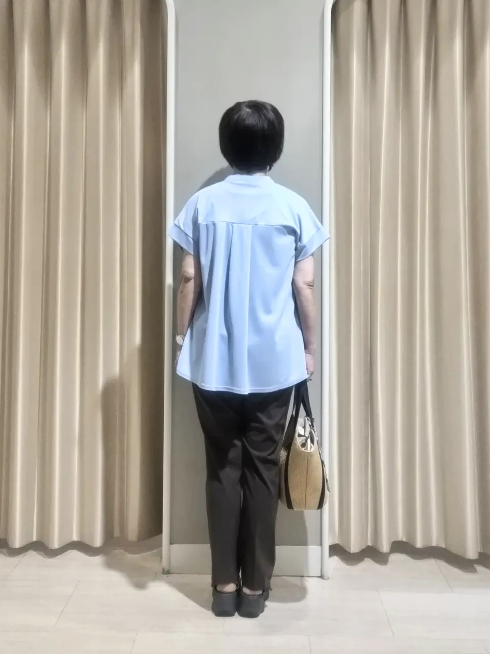 ANY SIS 岡本 コーディネート画像