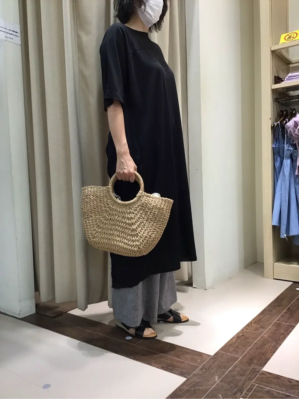 ANY 明吉 コーディネート画像