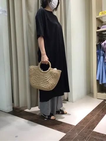 ANY 明吉 コーディネート画像