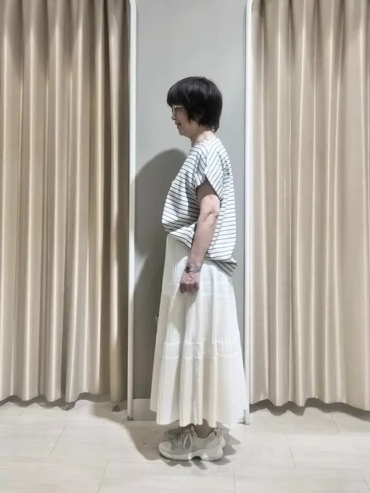 ANY SIS 岡本 コーディネート画像