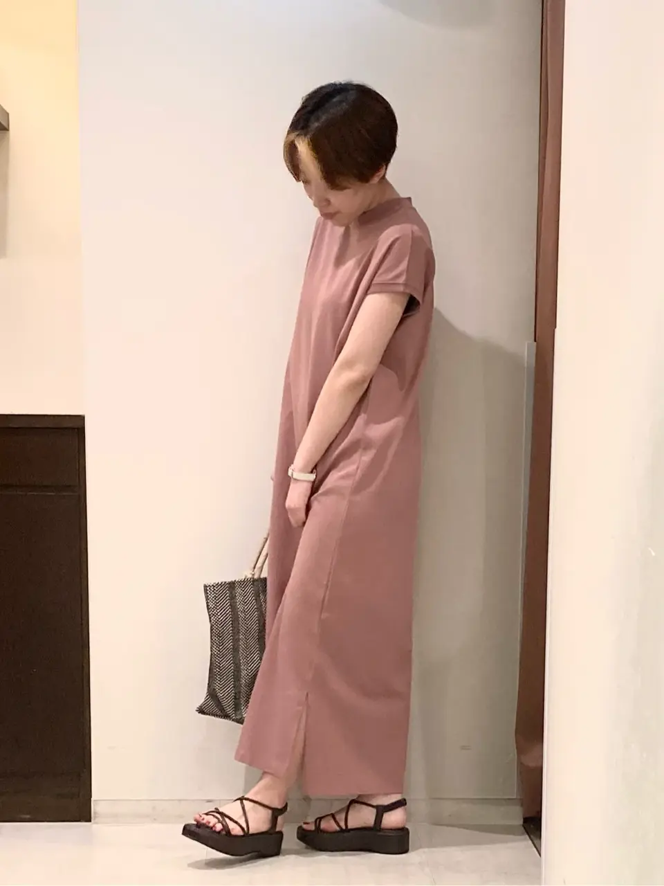 ANY 河本 コーディネート画像