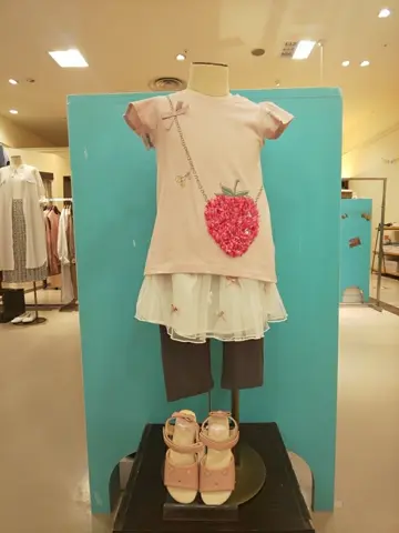 ANY 林 コーディネート画像