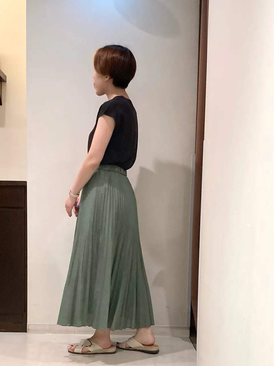 ANY 河本 コーディネート画像