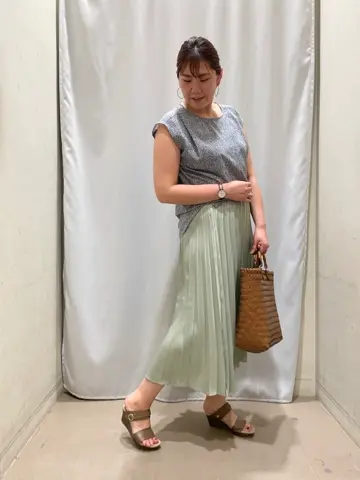 ANY 林 コーディネート画像