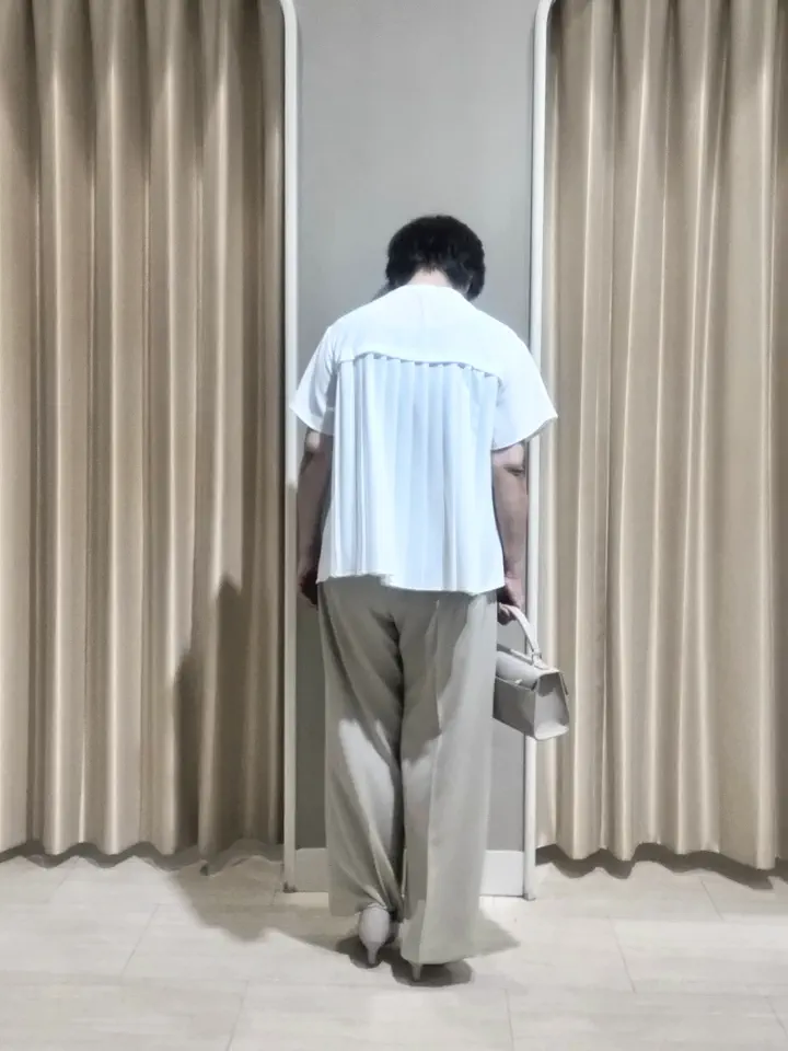 ANY SIS 岡本 コーディネート画像