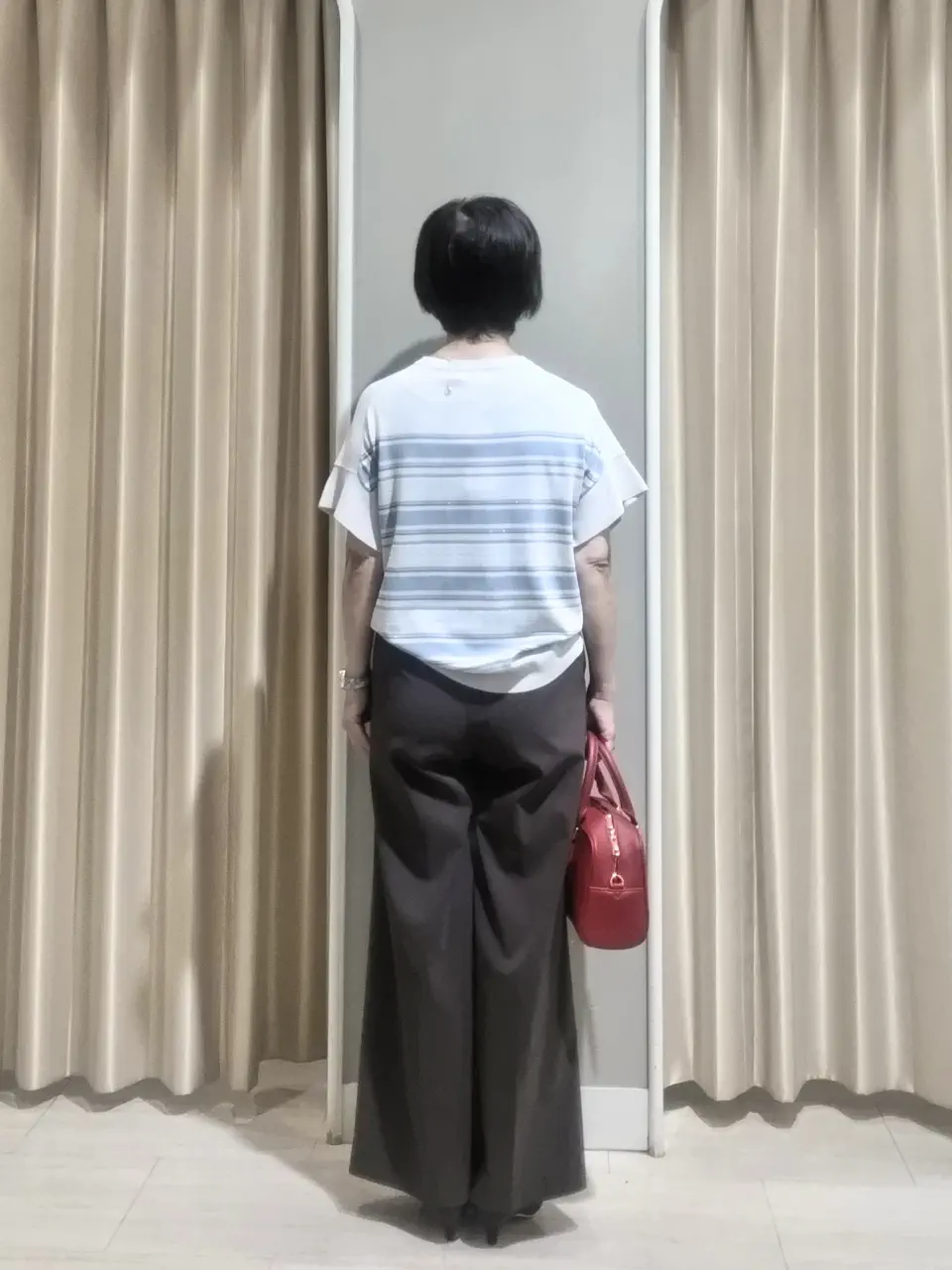 ANY SIS 岡本 コーディネート画像