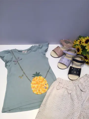 ANY 佐々木 コーディネート画像