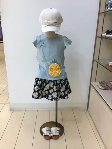 ANY 林 コーディネート画像