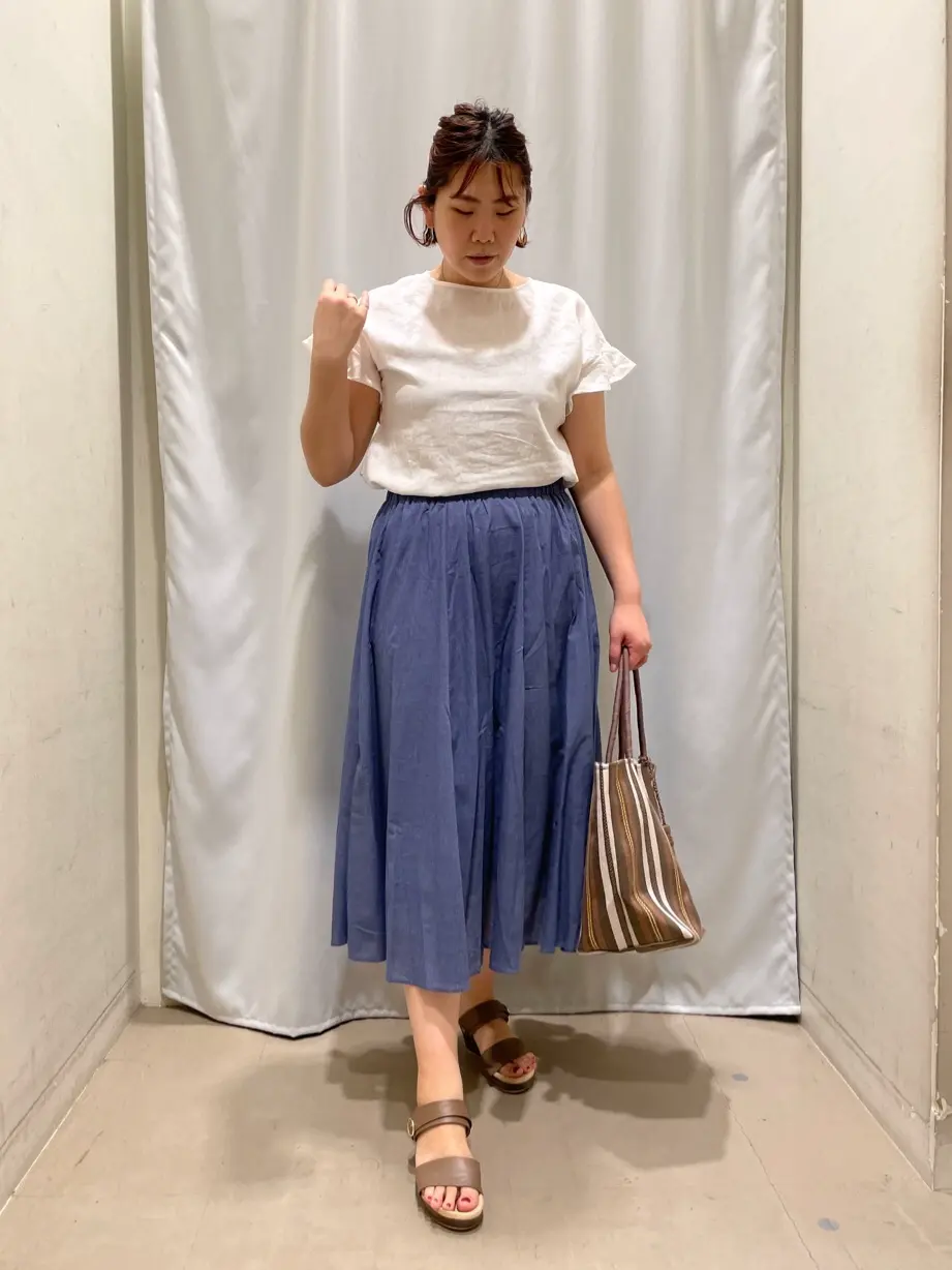 ANY 林 コーディネート画像