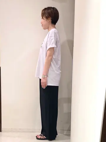 ANY 河本 コーディネート画像