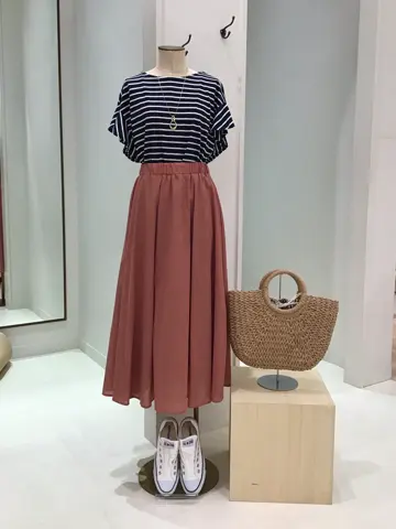 ANY 横溝 コーディネート画像