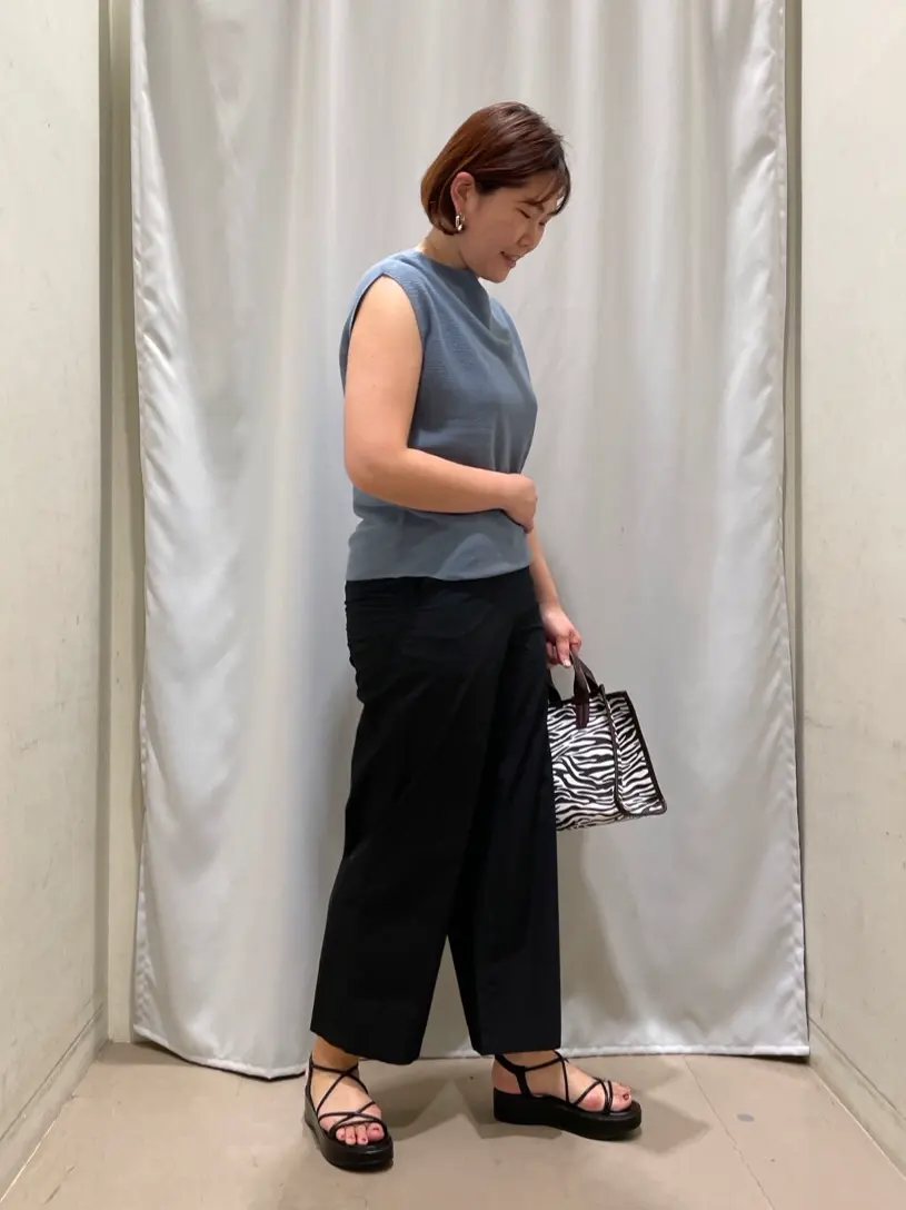 ANY 林 コーディネート画像