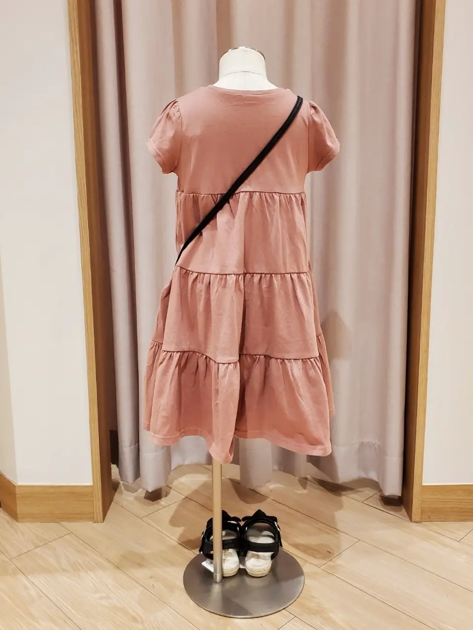 ANY 奥原 コーディネート画像