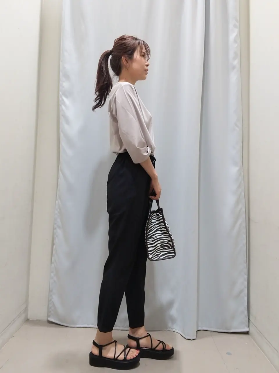 ANY 榎本 コーディネート画像