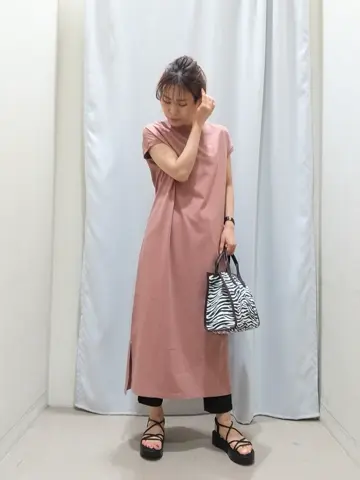 ANY 榎本 コーディネート画像