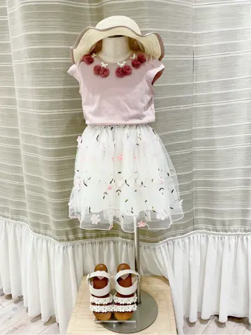 ANY 岡田 コーディネート画像