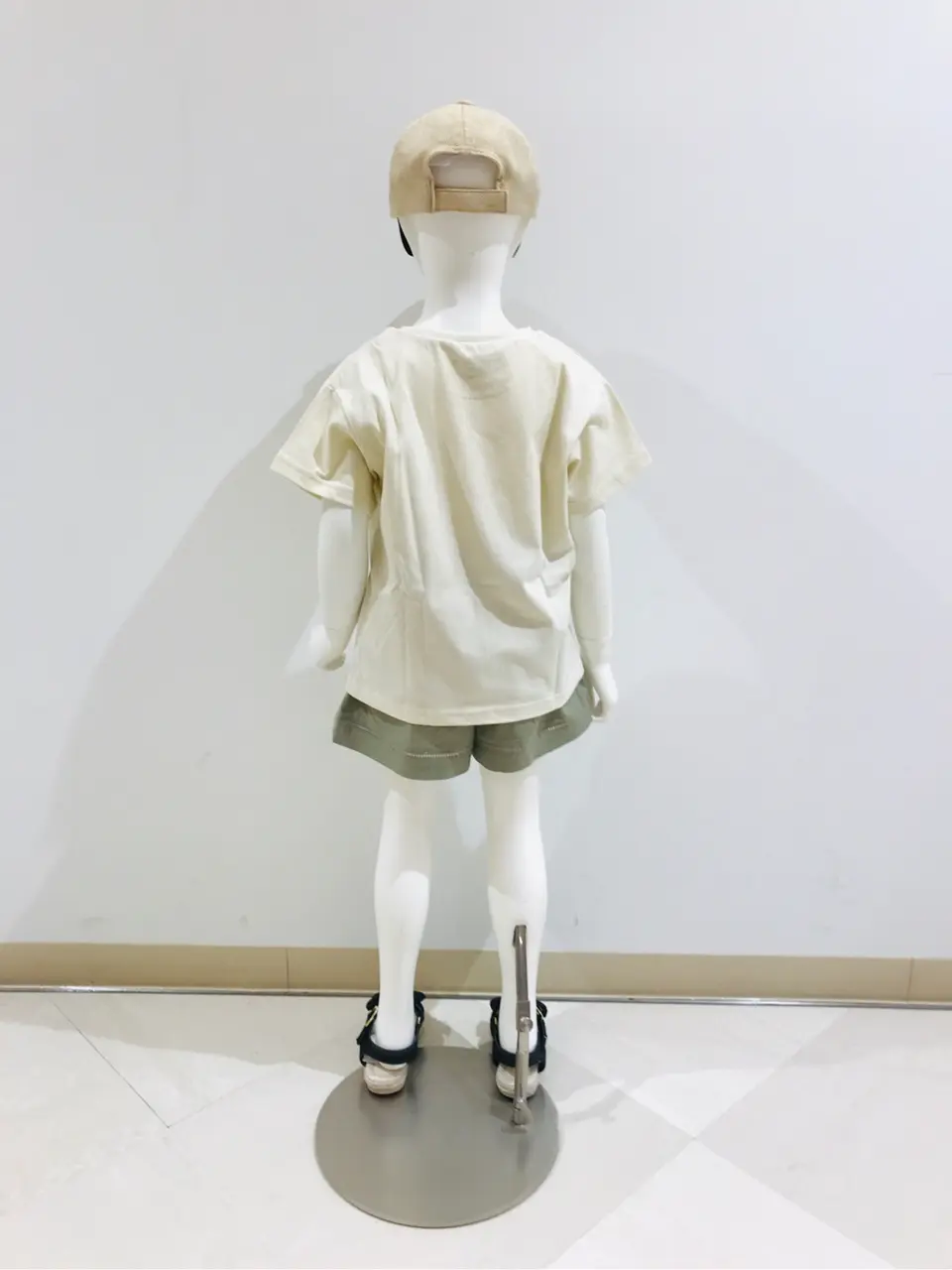 ANY 田口 コーディネート画像