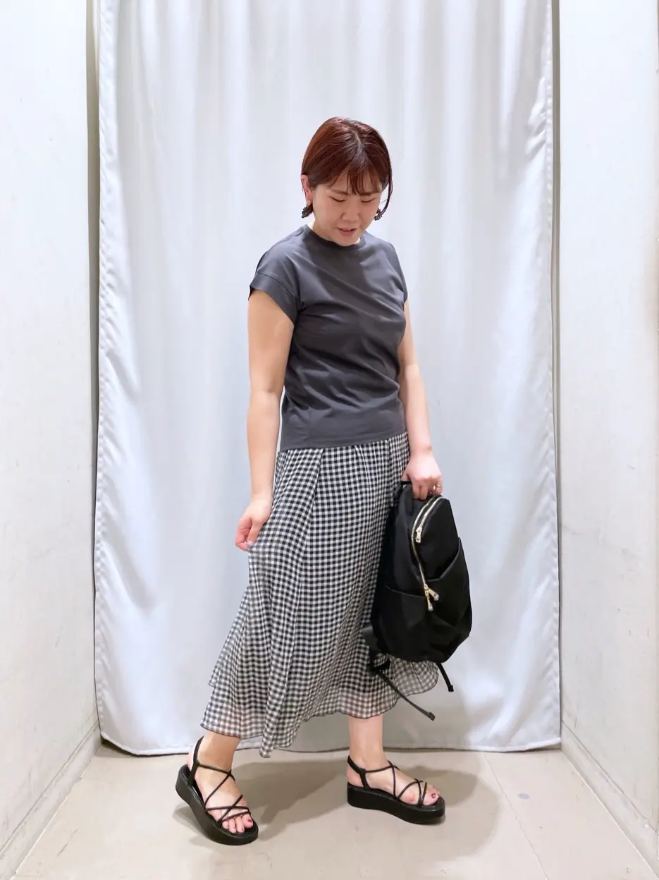 ANY 林 コーディネート画像